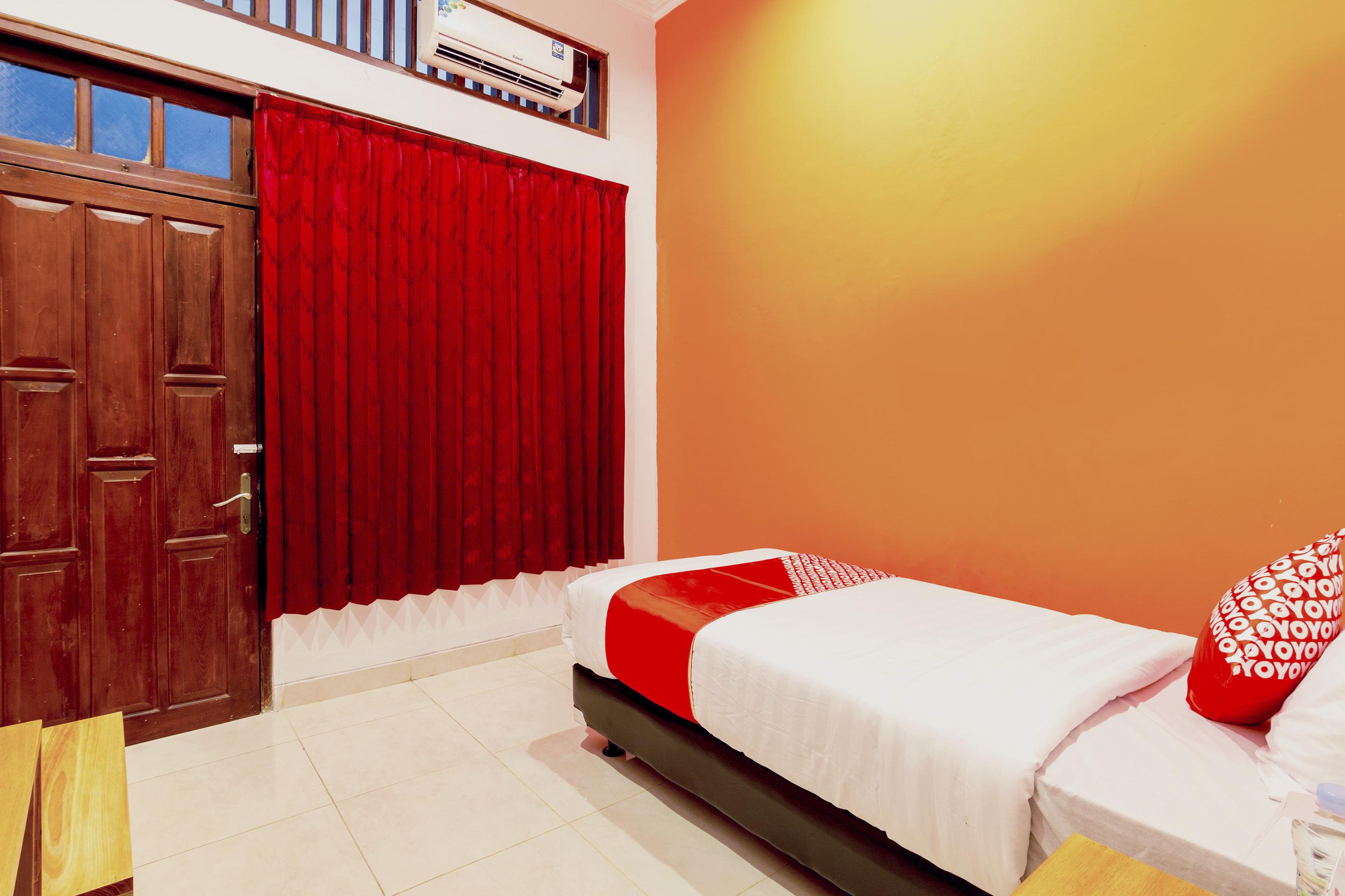 Oyo 1309 Hotel Shafira Syariah Yogyakarta Luaran gambar