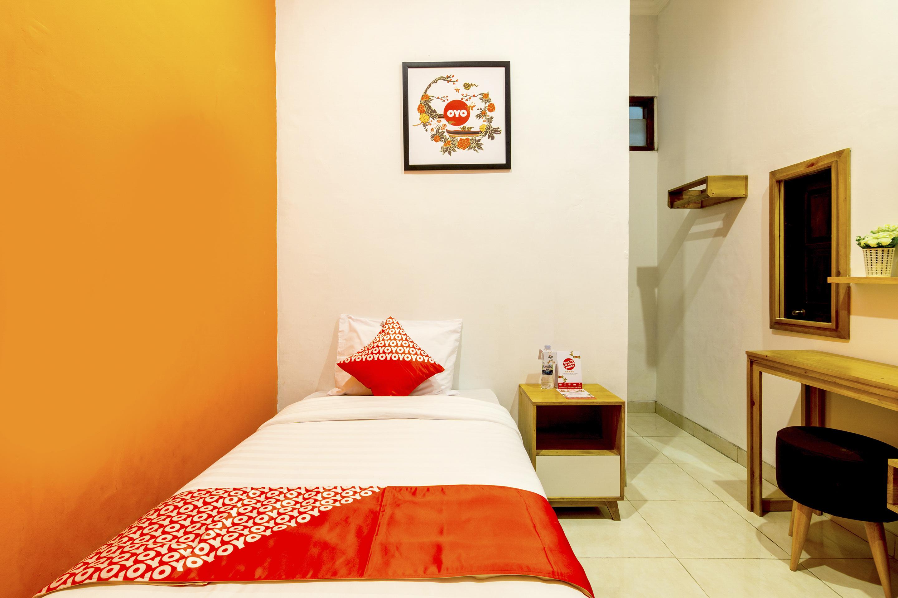 Oyo 1309 Hotel Shafira Syariah Yogyakarta Luaran gambar