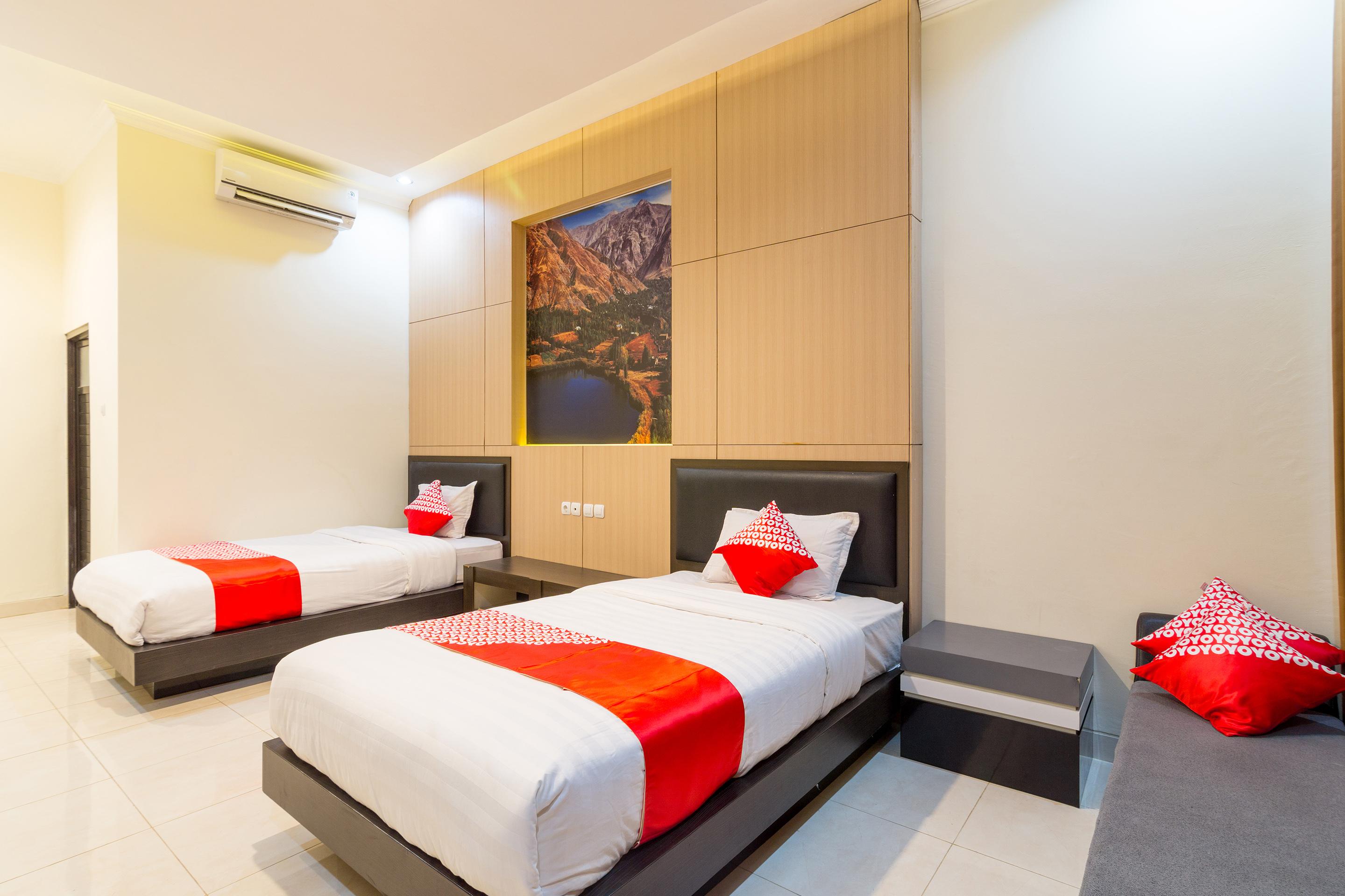 Oyo 1309 Hotel Shafira Syariah Yogyakarta Luaran gambar