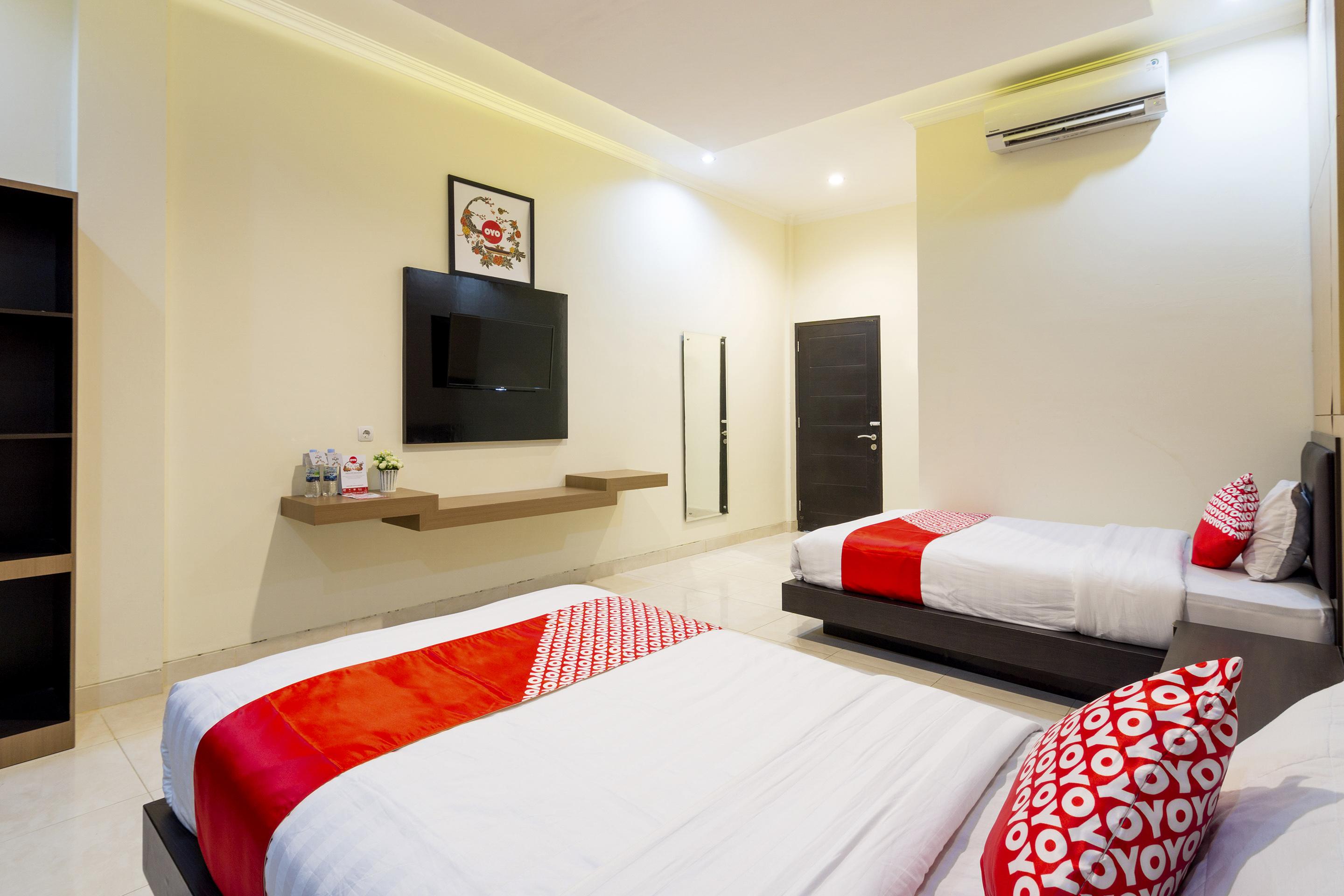 Oyo 1309 Hotel Shafira Syariah Yogyakarta Luaran gambar
