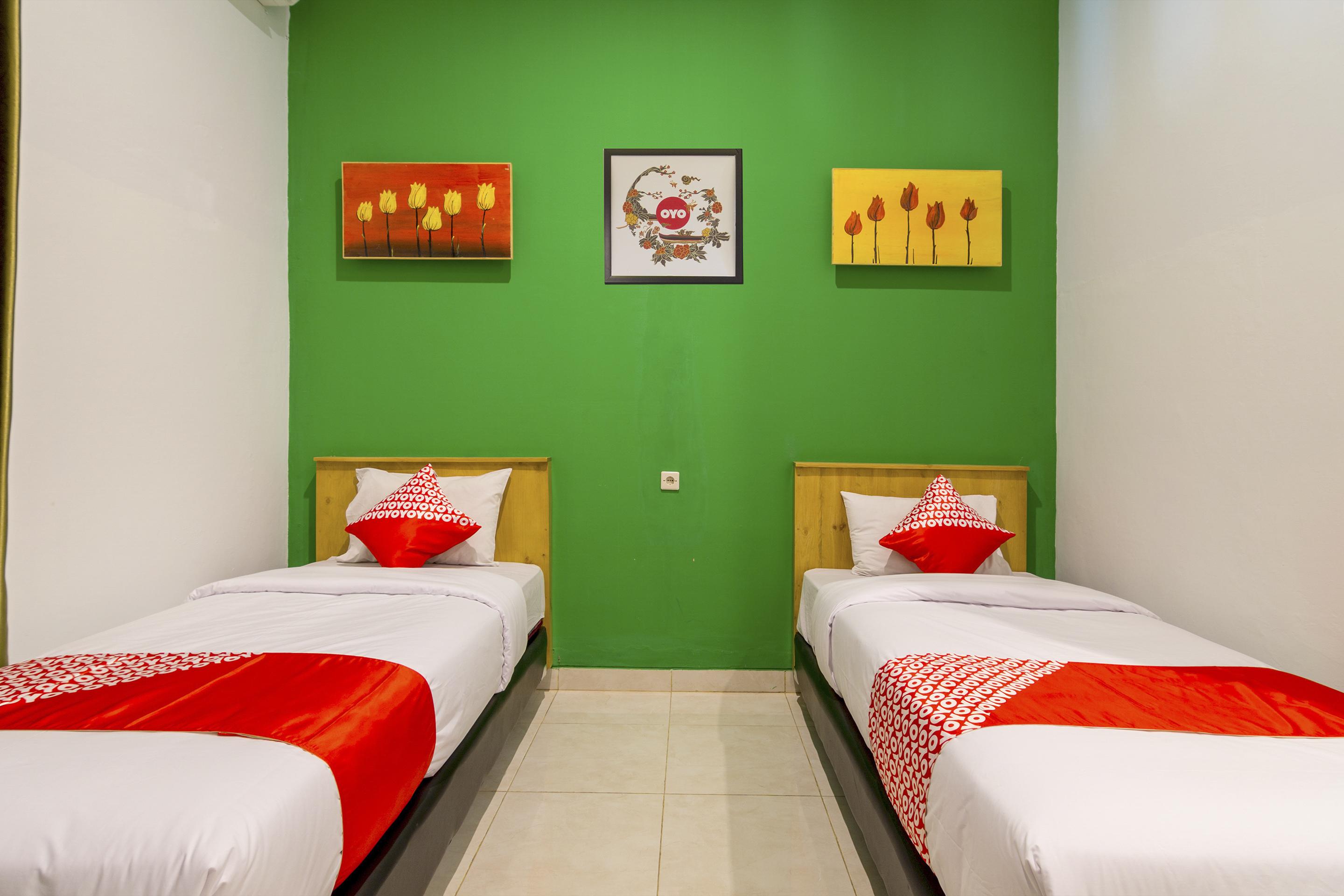 Oyo 1309 Hotel Shafira Syariah Yogyakarta Luaran gambar