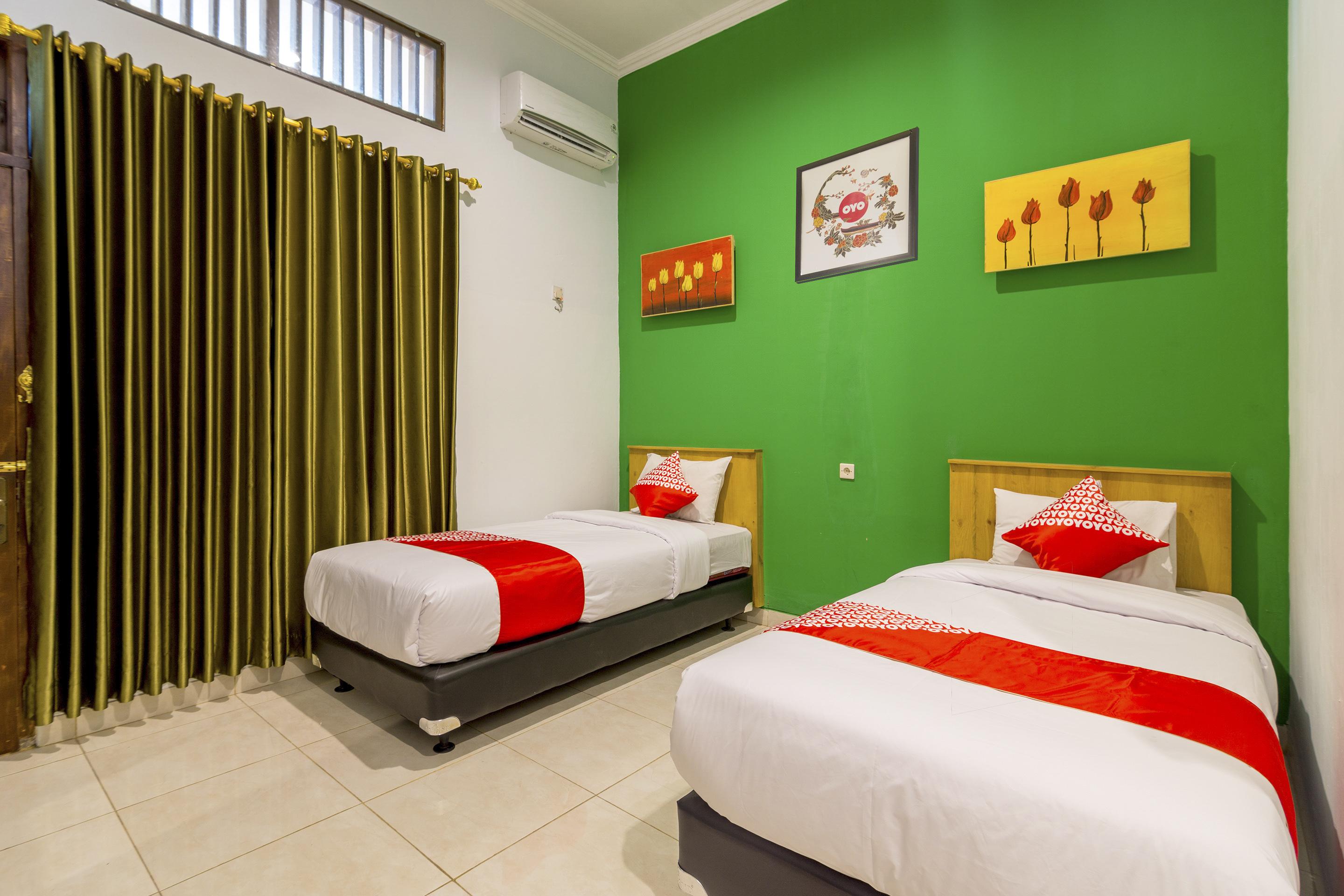 Oyo 1309 Hotel Shafira Syariah Yogyakarta Luaran gambar