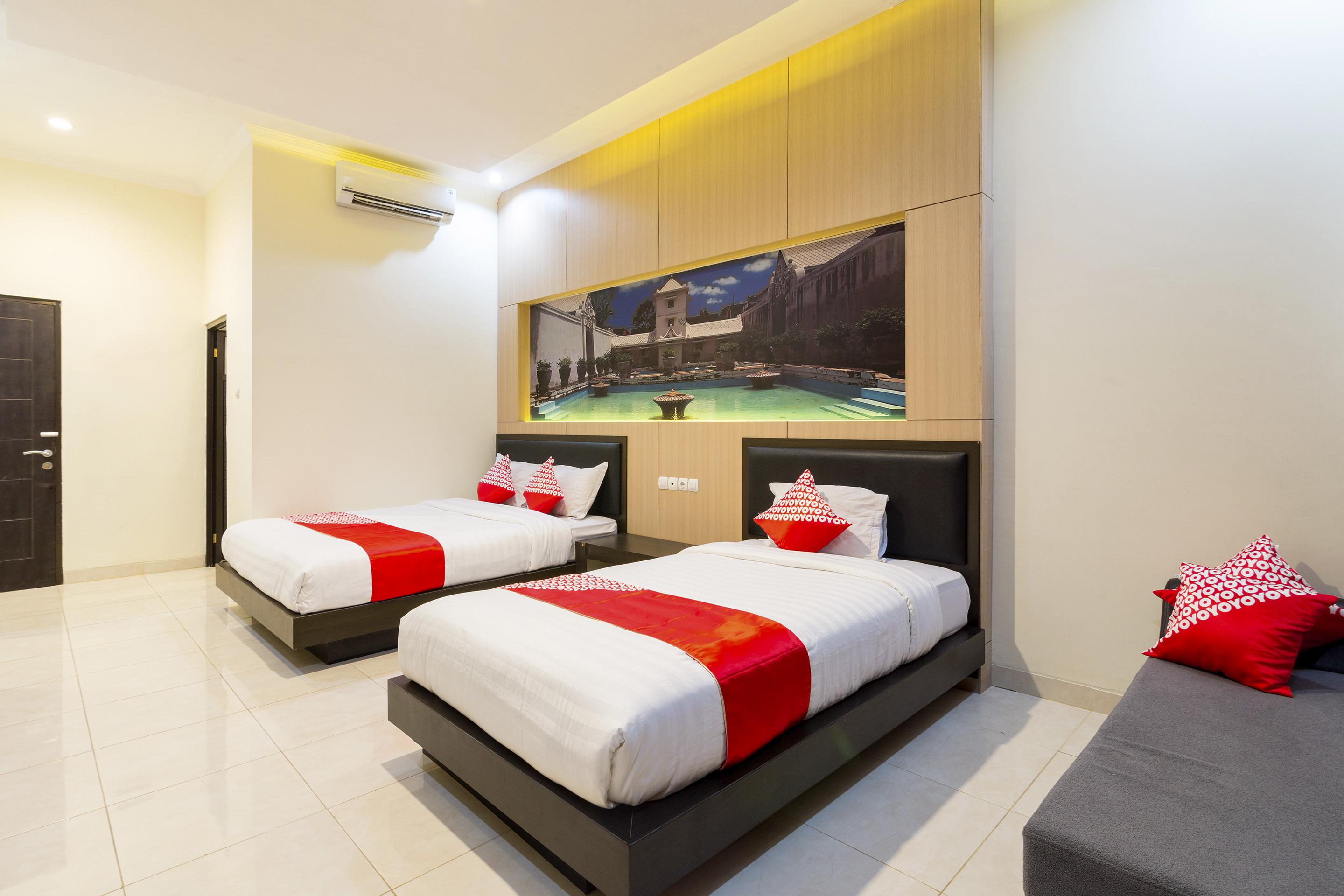 Oyo 1309 Hotel Shafira Syariah Yogyakarta Luaran gambar