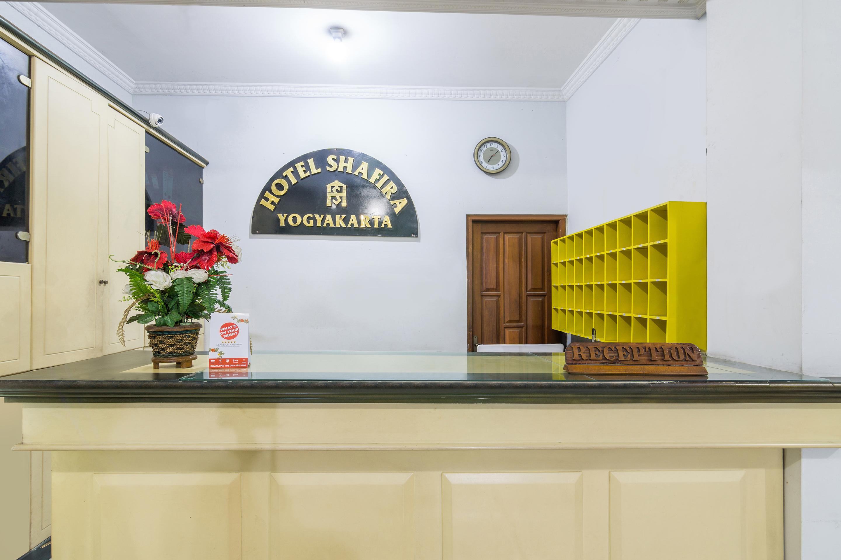 Oyo 1309 Hotel Shafira Syariah Yogyakarta Luaran gambar