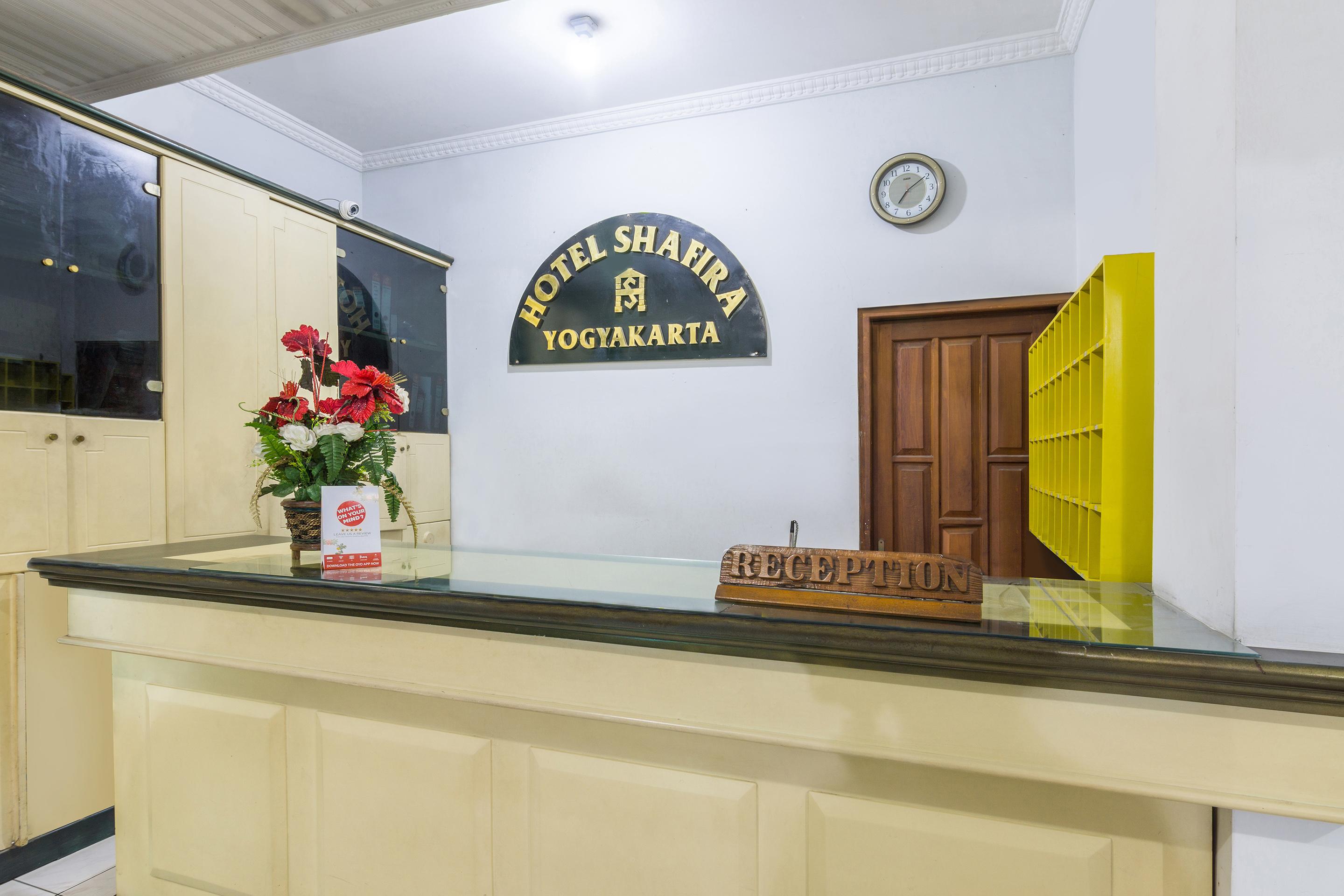 Oyo 1309 Hotel Shafira Syariah Yogyakarta Luaran gambar