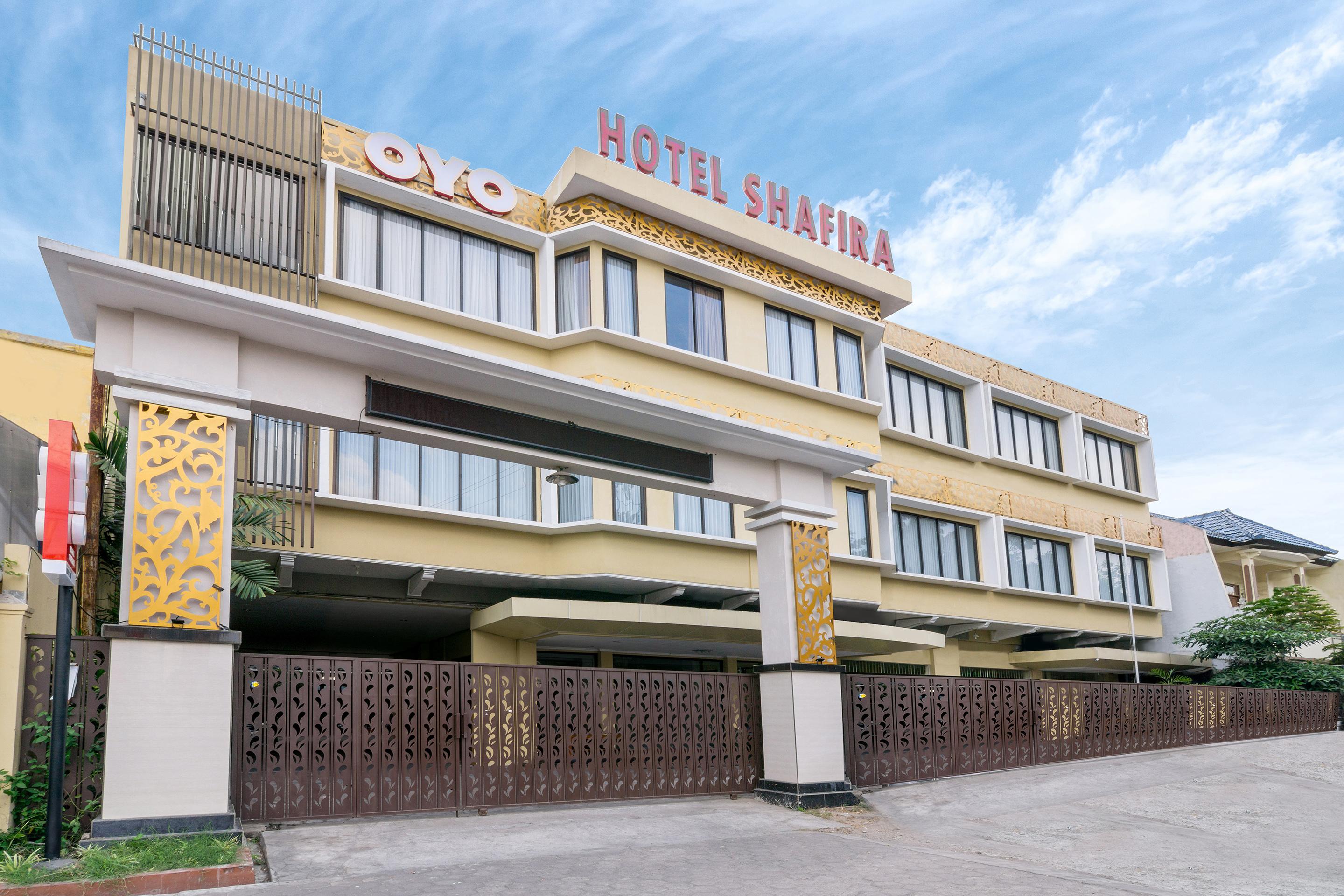 Oyo 1309 Hotel Shafira Syariah Yogyakarta Luaran gambar