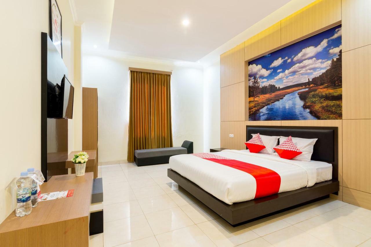 Oyo 1309 Hotel Shafira Syariah Yogyakarta Luaran gambar